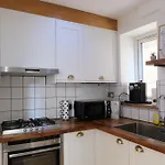 Amanah Properties - London 2 Bed Iconic Abbey Road Zone 2