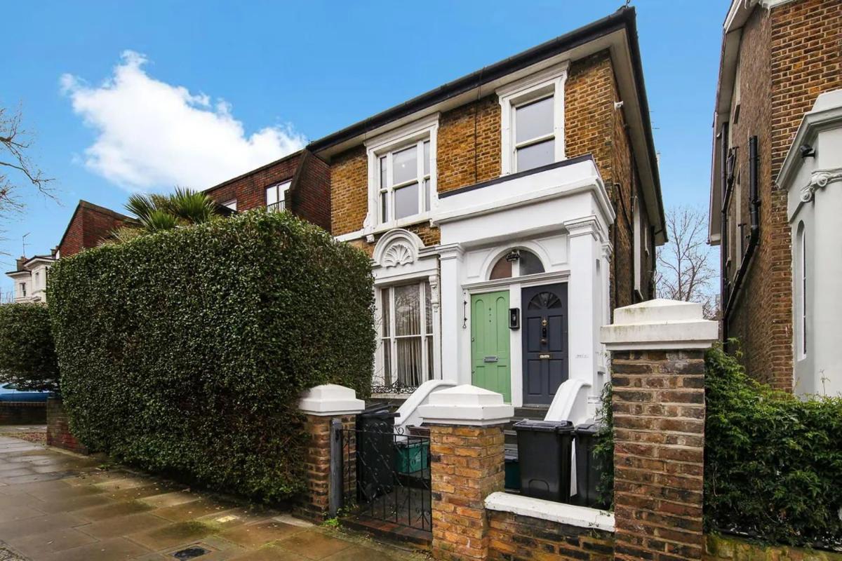 Amanah - 2 Bed Iconic Abbey Road Zone 2 * Londra